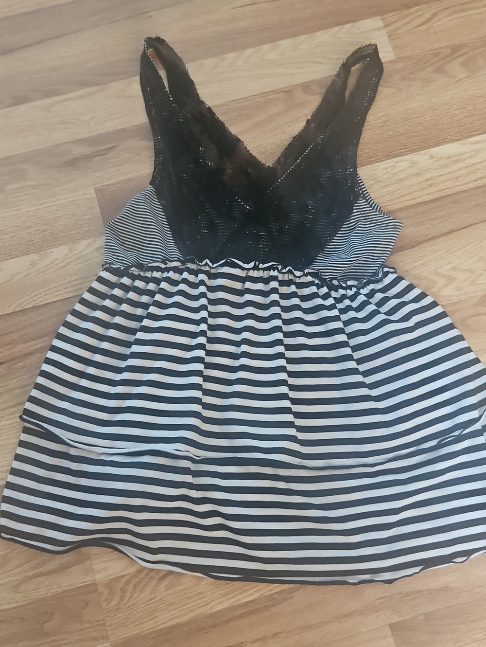 Daytrip Black & White Striped Lace Tiered Tank Top Size Small